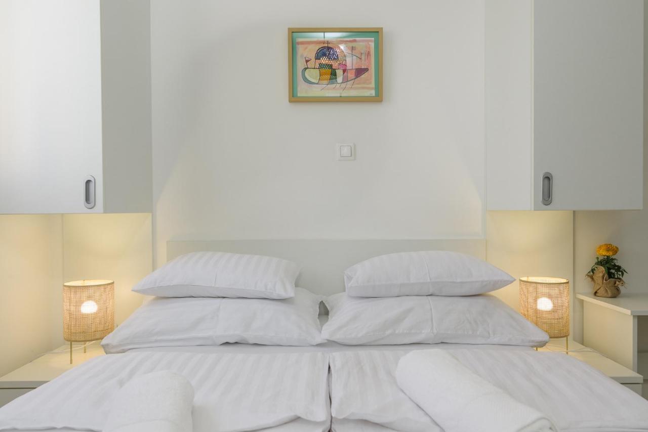 Vila White Trogir Exterior foto