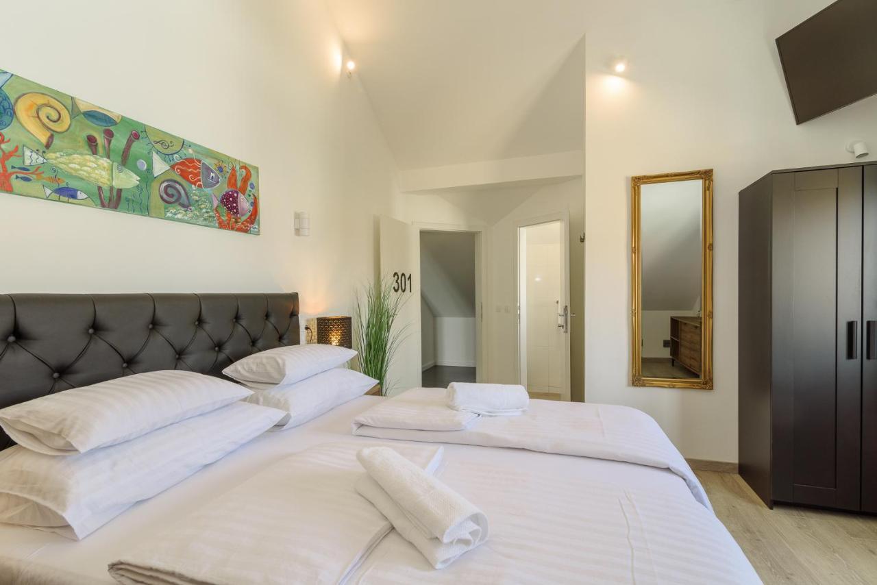 Vila White Trogir Exterior foto
