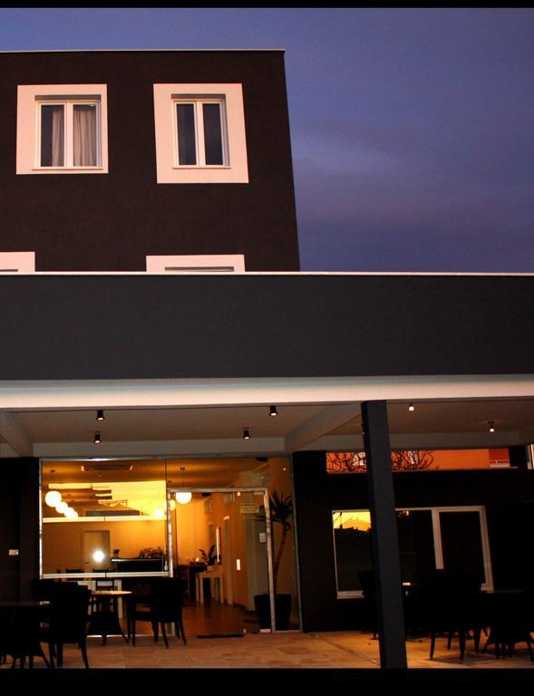 Vila White Trogir Exterior foto