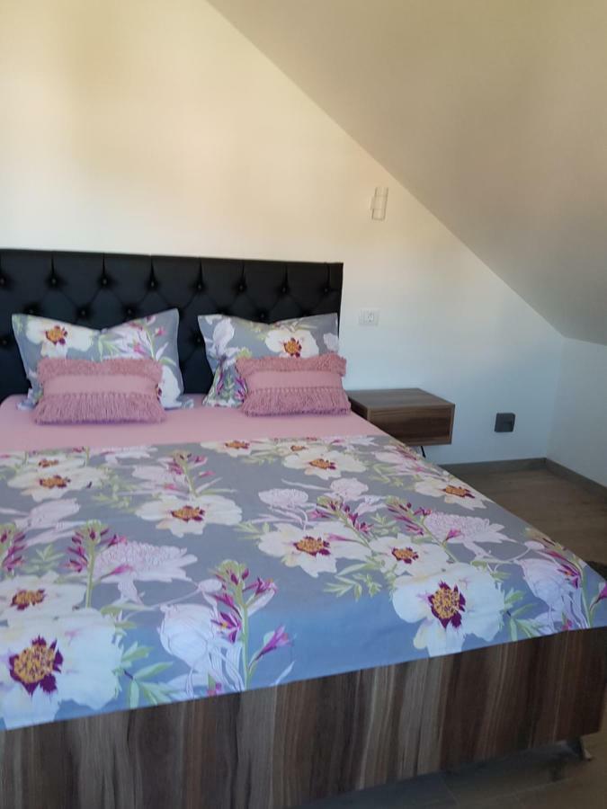 Vila White Trogir Exterior foto